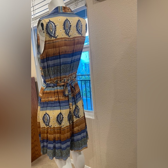 VINTAGE 1990’s PAISLEY PATTERN SKY BLUE ROMPER BY I.C.I. - Picture 13 of 13